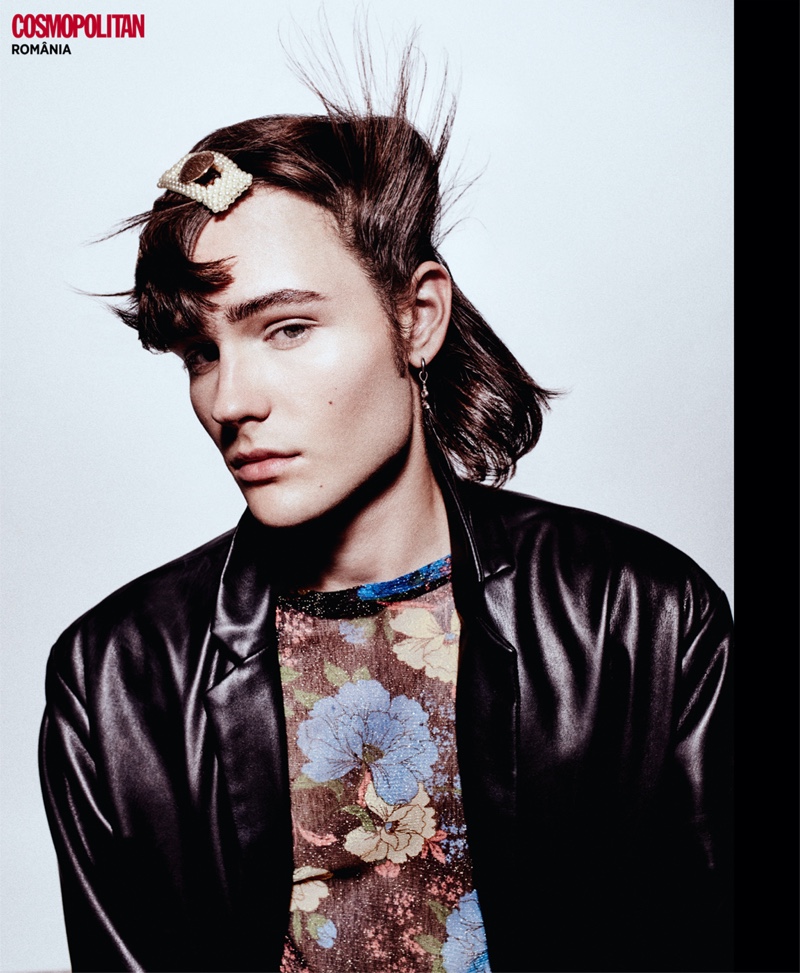 » Alexandru Turns Heads in Eclectic Styles for Cosmopolitan Man Romania Alexandru Cosmopolitan Man Romania 2022 Editorial 002