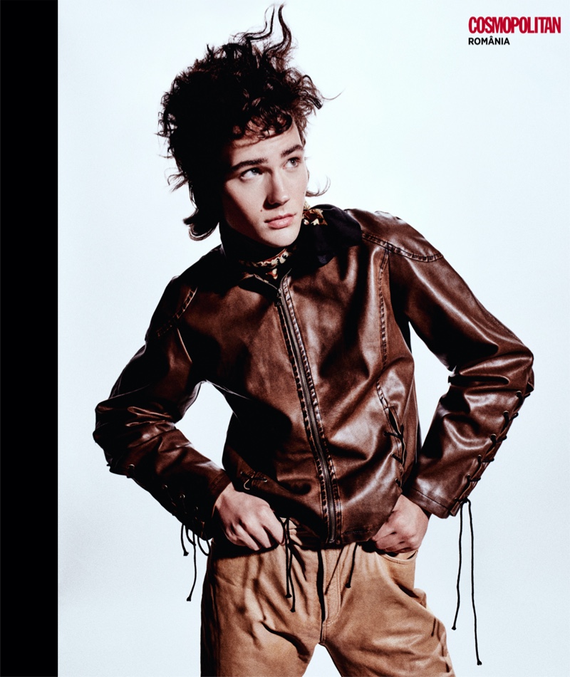 » Alexandru Turns Heads in Eclectic Styles for Cosmopolitan Man Romania Alexandru Cosmopolitan Man Romania 2022 Editorial 003