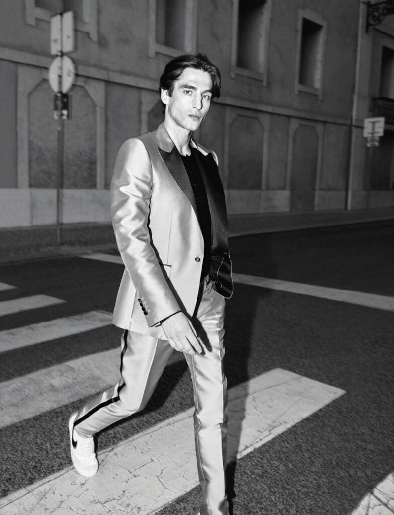 » Anatol Modzelewski Takes to Portugal for IO Donna Anatol Modzelewski IO Donna Editorial 2022 008