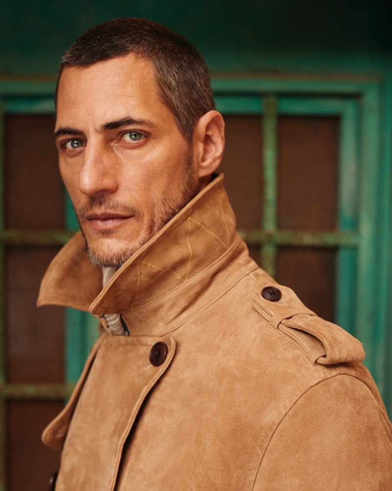 Axel Hermann fronts Banana Republic's spring 2022 campaign.