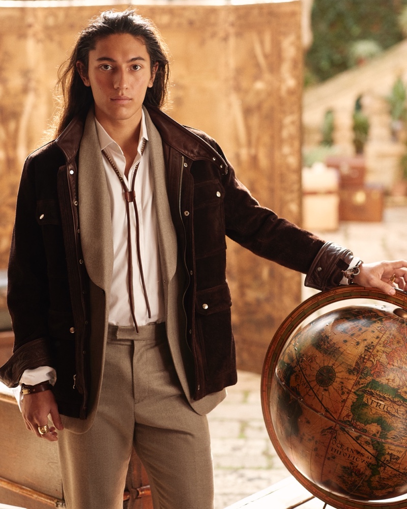 Banana Republic enlists Cherokee Jack as the star of its summer 2022 campaign.