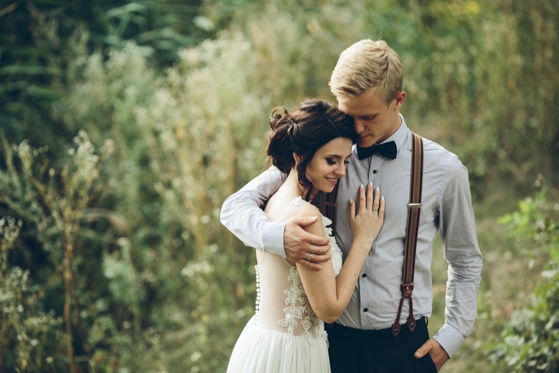 Bride Groom Outdoor Photo Fashion Suspenders