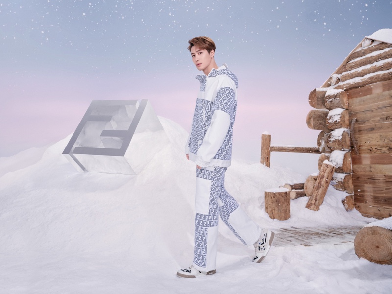 Jackson Wang dons an après-ski look with the popular Fendi monogram print.