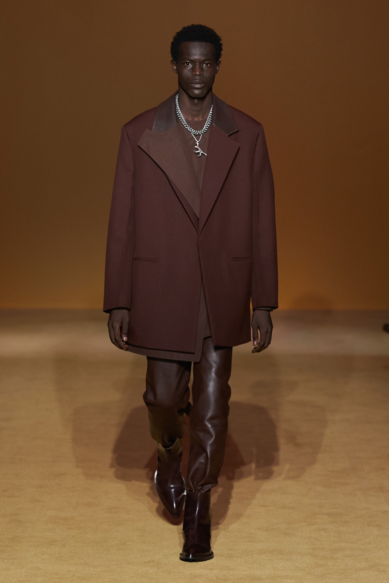 Jil Sander Delivers a Uniform Ease with Fall '22 Collection