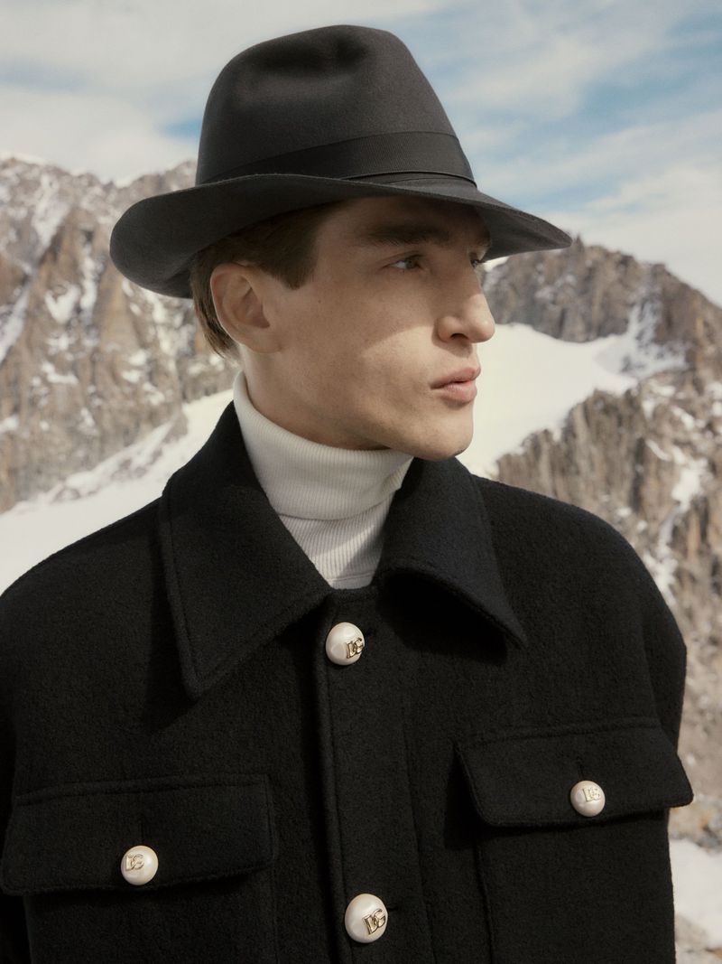 » Anatol Bundles Up for Winter with Luisaviaroma Luisaviaroma Mens Winter Editorial 009