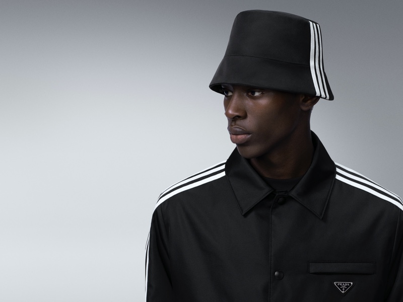 Model Adamu Bulus erscheint im Prada x adidas Lookbook.