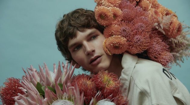 Spring's in Bloom as Erik Van Gils Fronts Stylebop Campaign Erik Van Gils fronts Stylebop's spring 2022 campaign.