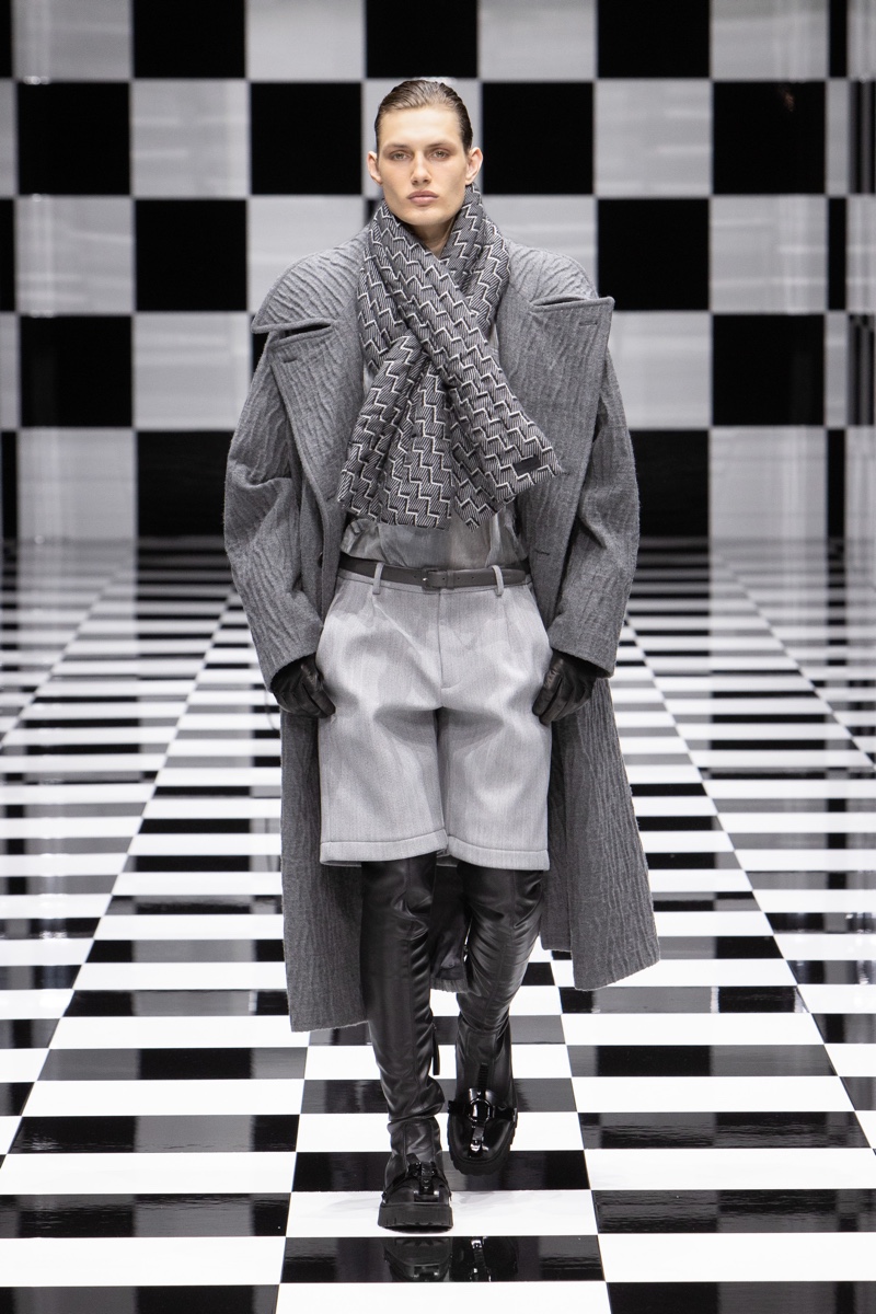 Emporio Armani Collection Men Fall Winter 2022 007