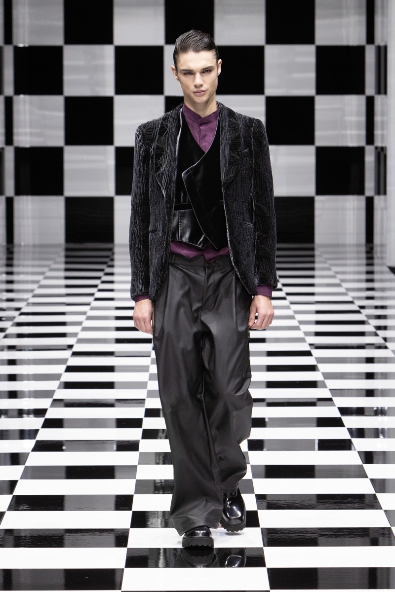 Emporio Armani Collection Men Fall Winter 2022 026