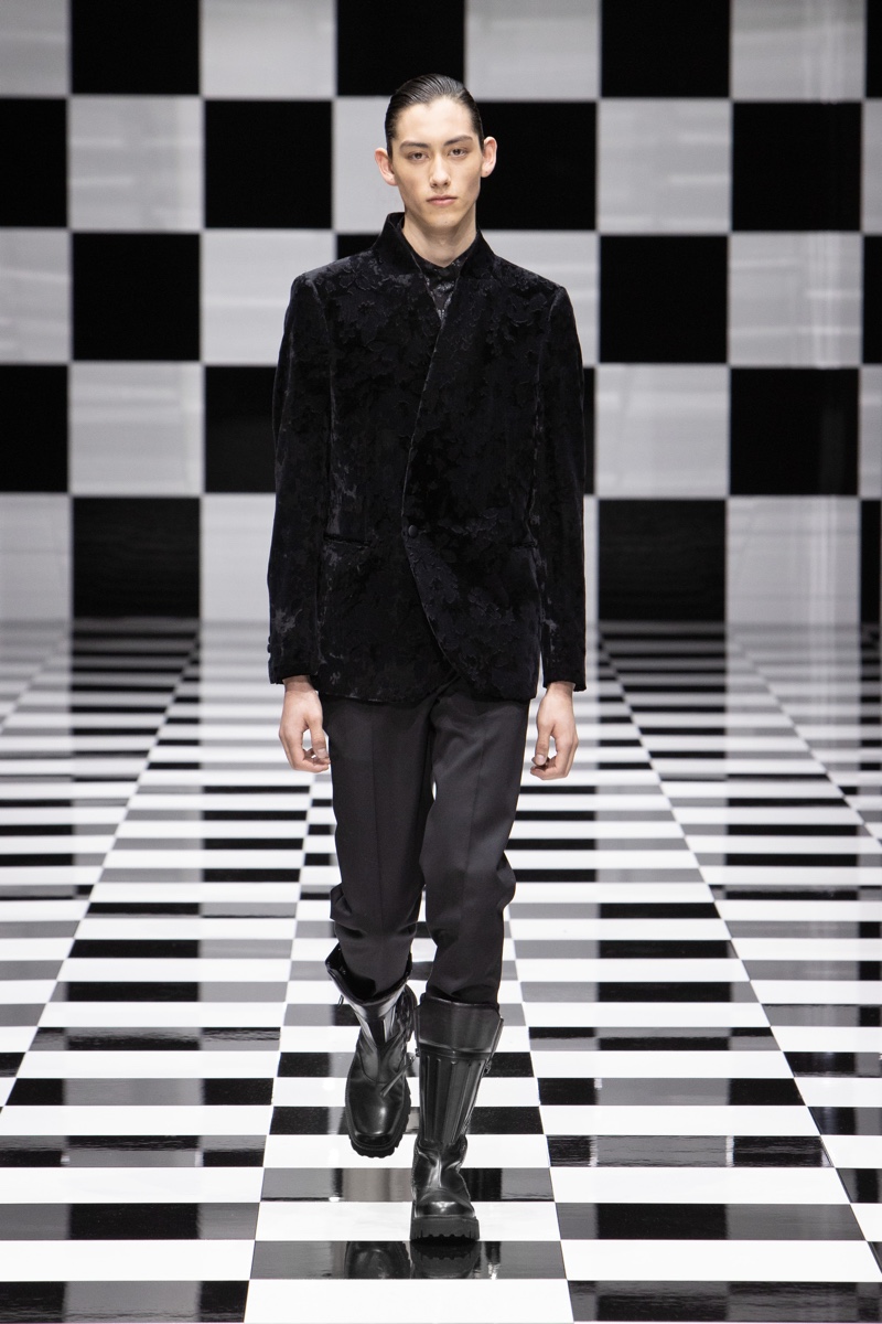 Emporio Armani Collection Men Fall Winter 2022 045