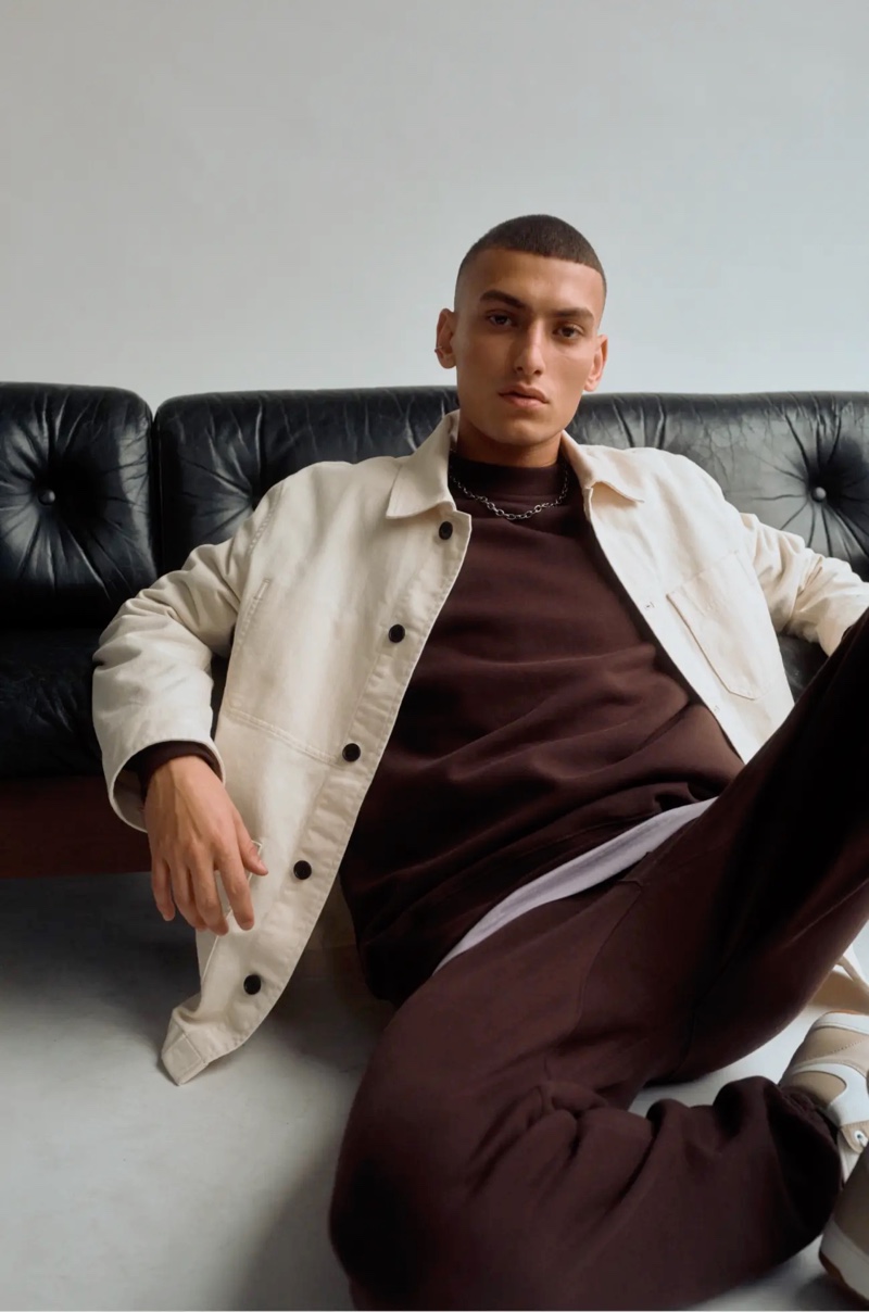 Jai Younes wears H&M essentials in the form of an overshirt and sweatshirt.