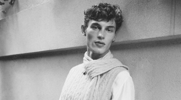 Kit Butler Dons Smart Knits for Numéro Kit Butler Dons Smart Knits for Numéro