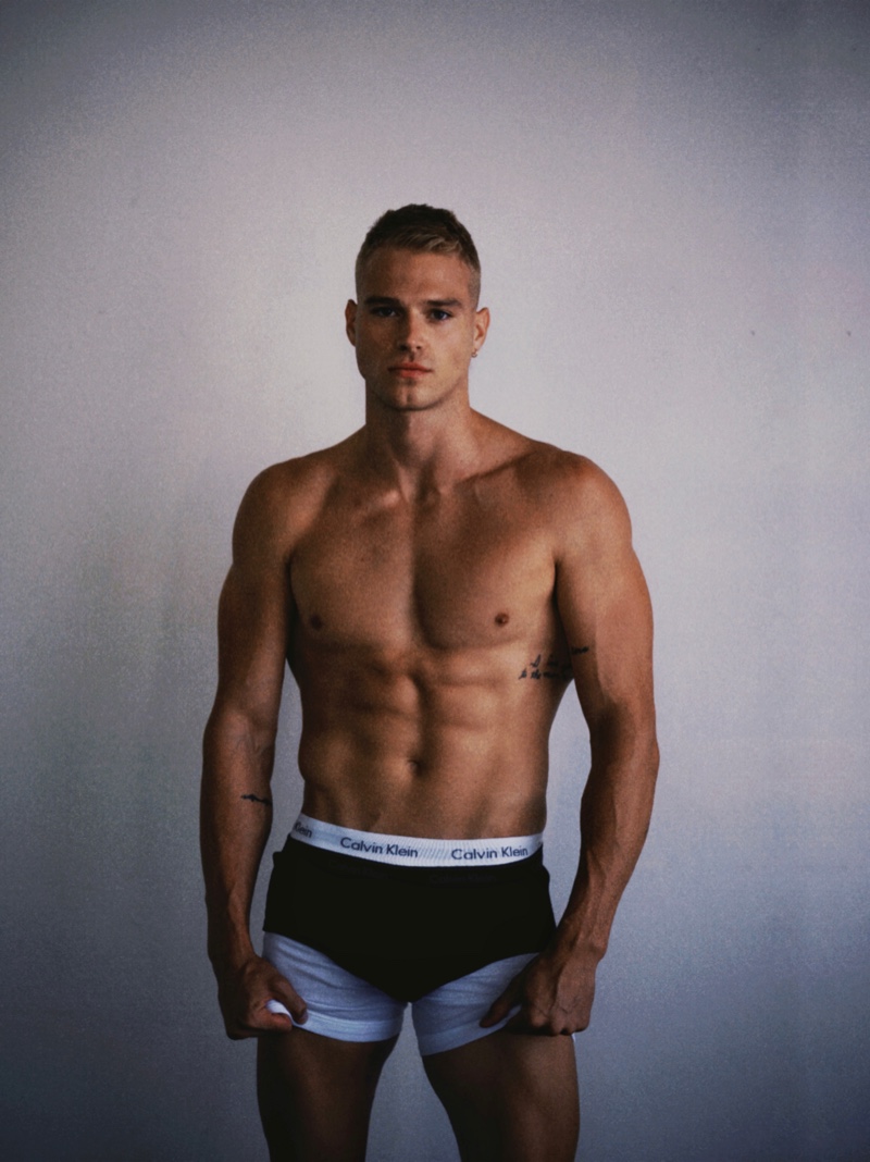 Matthew Noszka Model Shirtless 2022 Numéro Netherlands Photo Shoot