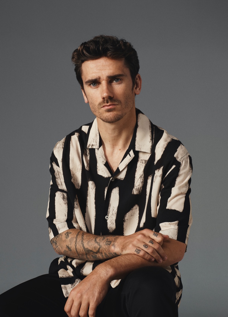 Antoine Griezmann Short-sleeve Shirt Print Mango Campaign 2022 » Antoine Griezmann is in Smart Form for New Mango Campaign Antoine Griezmann Short-sleeve Shirt Print Mango Campaign 2022
