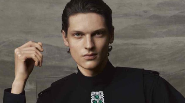 Valentin Channels His Inner Dandy in Boucheron New Maharajahs Collection Model Valentin Caron dons a neckpiece from the Boucheron New Maharajahs collection.