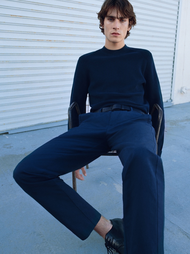 Finn Wittrock, Liam Kelly + More Front COS Spring '22 Campaign