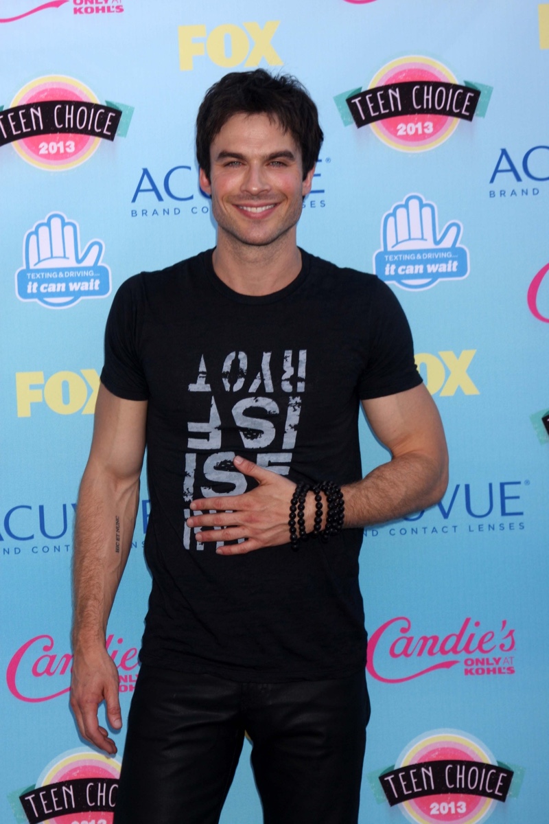 Ian Somerhalder Graphic T-shirt » How to Style Graphic Tees for Every Occasion Ian Somerhalder Graphic T-shirt