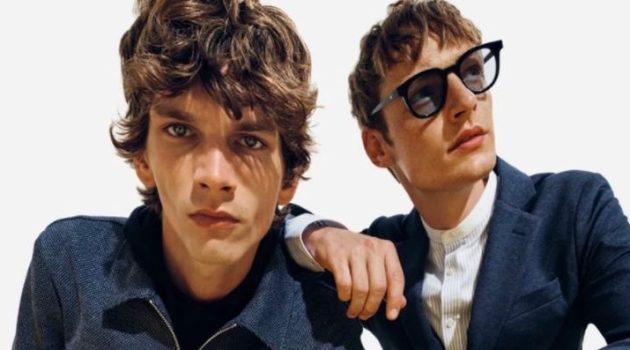 Erik, Roberto & Brian Star in J.Lindeberg Spring '22 Campaign Models Erik van Gils and Roberto Sipos come together as the stars of J.Lindeberg's spring-summer 2022 campaign.