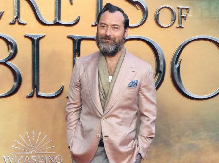 Jude Law Fantastic Beasts Secrets of Dumbledore World Premiere 2022 Red Carpet Wearing Brioni
