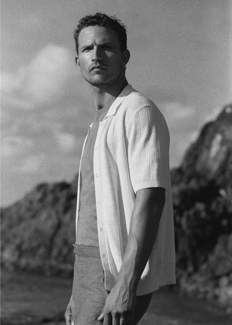 REISS Campaign Men Summer 2022 Black-and-white Photo Nathaniel Visser Model