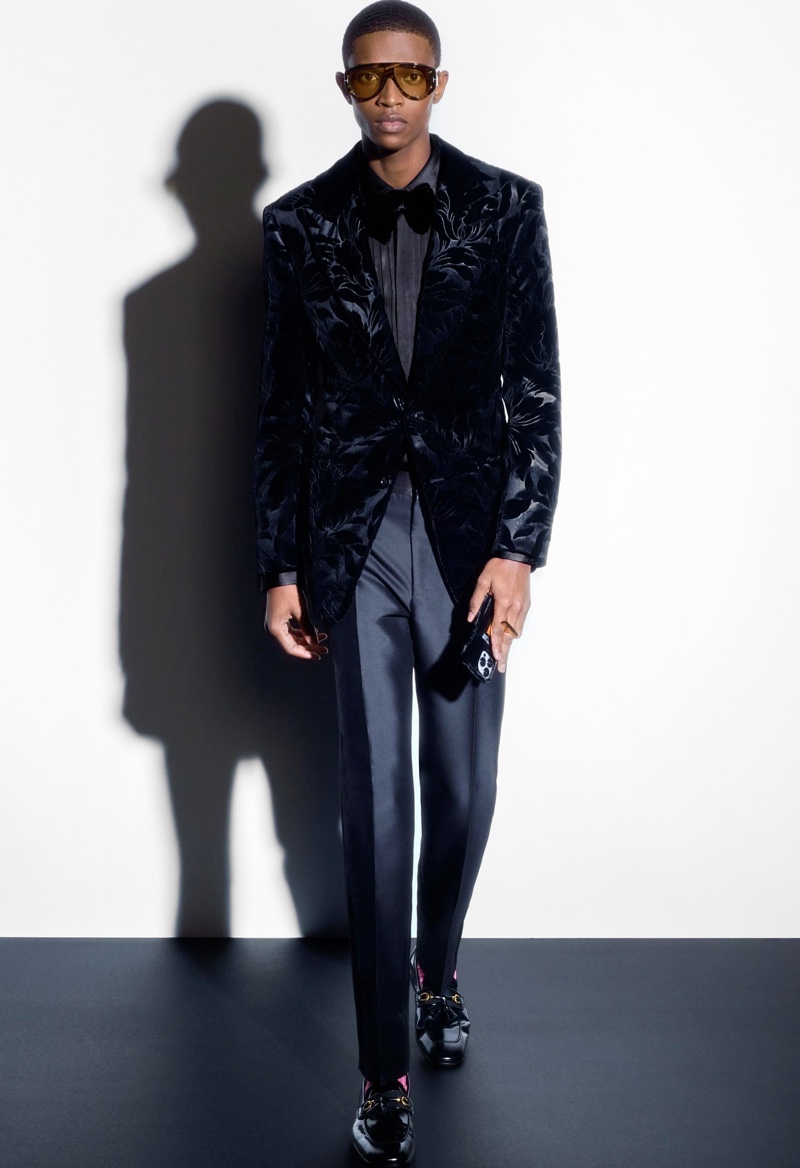 TOM FORD Fall Winter 2021.22 Menswear Collection