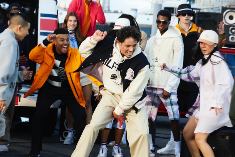 Tommy Hilfiger Campaign Make You Move Spring Summer 2022 Behind the Scenes 009