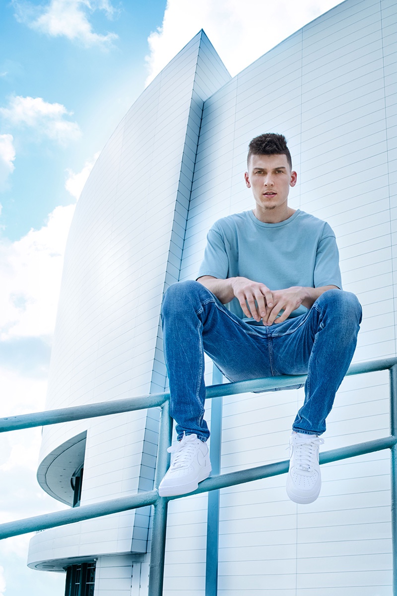 Ready for his moment in the spotlight, Tyler Herro slips into a pair of denim jeans as the star of Hudson Jeans' spring-summer 2022 campaign.