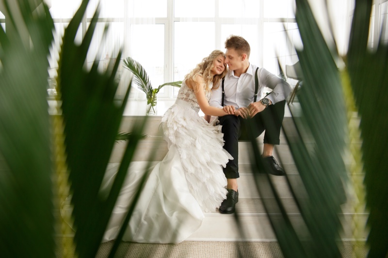 Wedding Couple Honeymoon Leafs