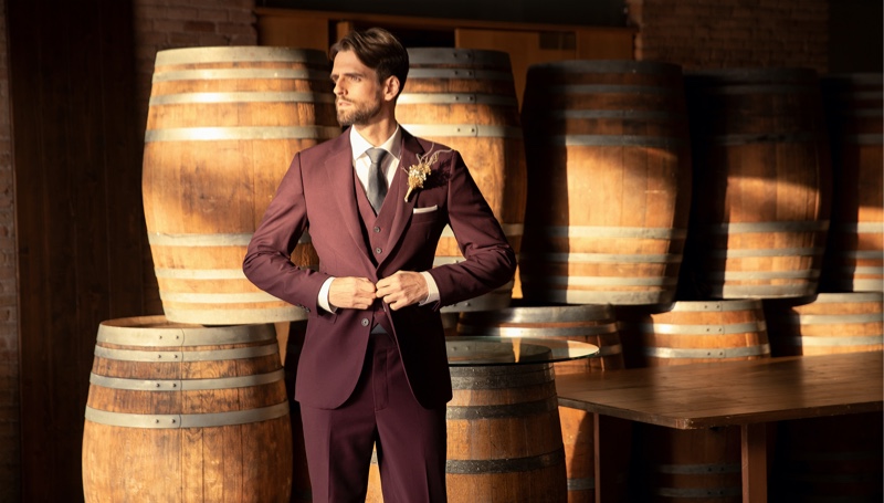 Burgundy Groom Suit 2022 Hockerty