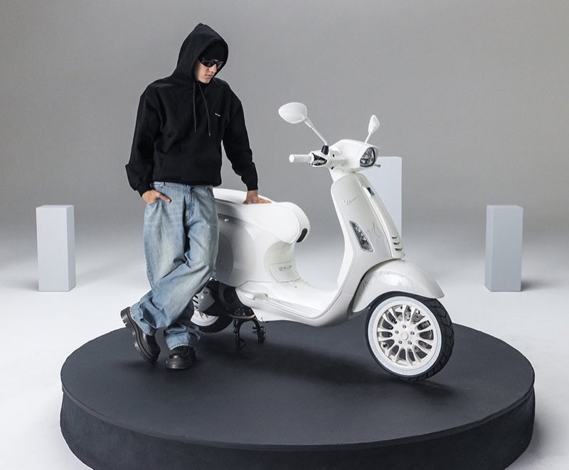 Justin Bieber Teams Up with Vespa: See His Scooter