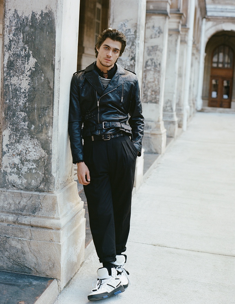 Lorenzo Zurzolo 2022 Man About Town Photoshoot 006