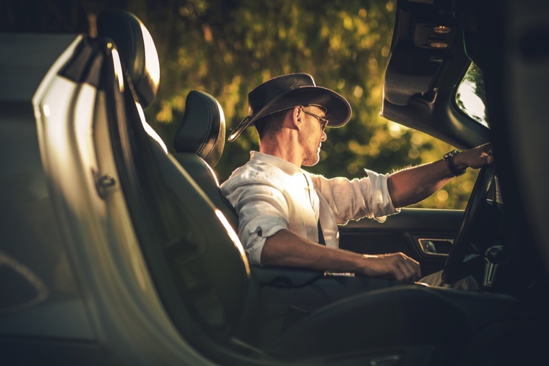 Man Wearing Leather Cowboy Hat » The Stylish Guy's Guide to Buying the Right Leather Accessories Man Wearing Leather Cowboy Hat