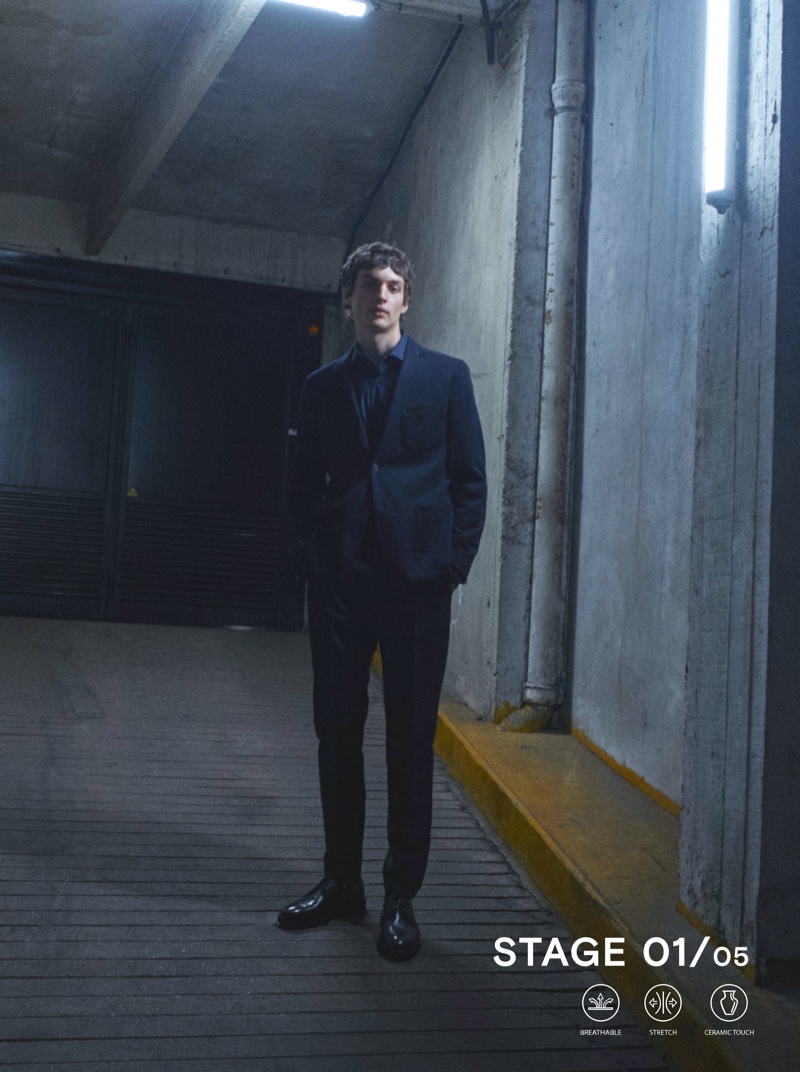 » Lucas Dons Sartorial Cuts in the City for Massimo Dutti Massimo Dutti Men 2022 City Editorial 002
