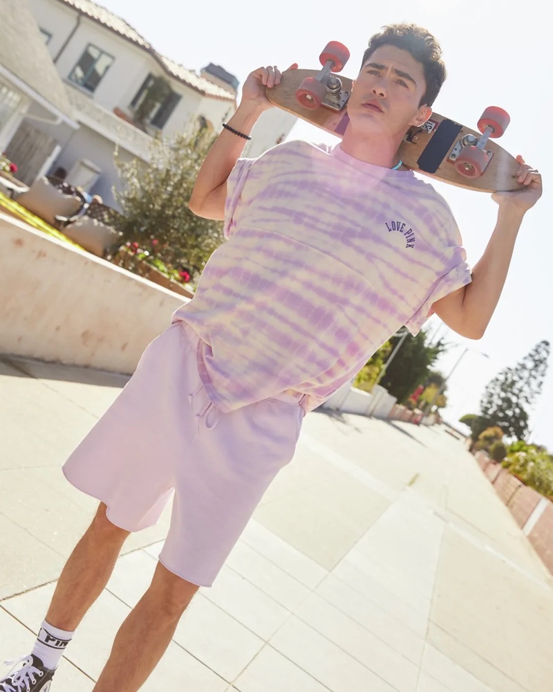 Darren Barnet Victoria's Secret PINK T-shirt Shorts VS 2022 » Darren Barnet Makes a Splash as Victoria's Secret PINK Ambassador Darren Barnet Victoria's Secret PINK T-shirt Shorts VS 2022