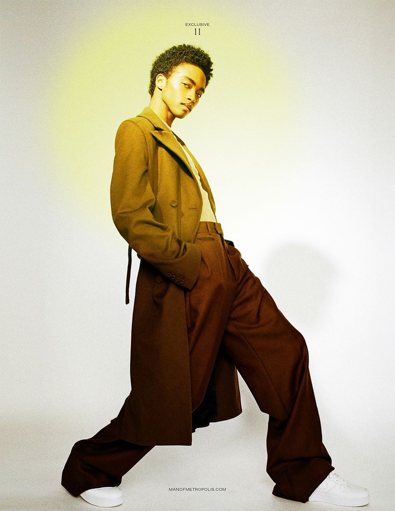 » Stan Taylor Lights It Up for Man of Metropolis Stan Taylor Model 2022 Editorial Man of Metropolis 007