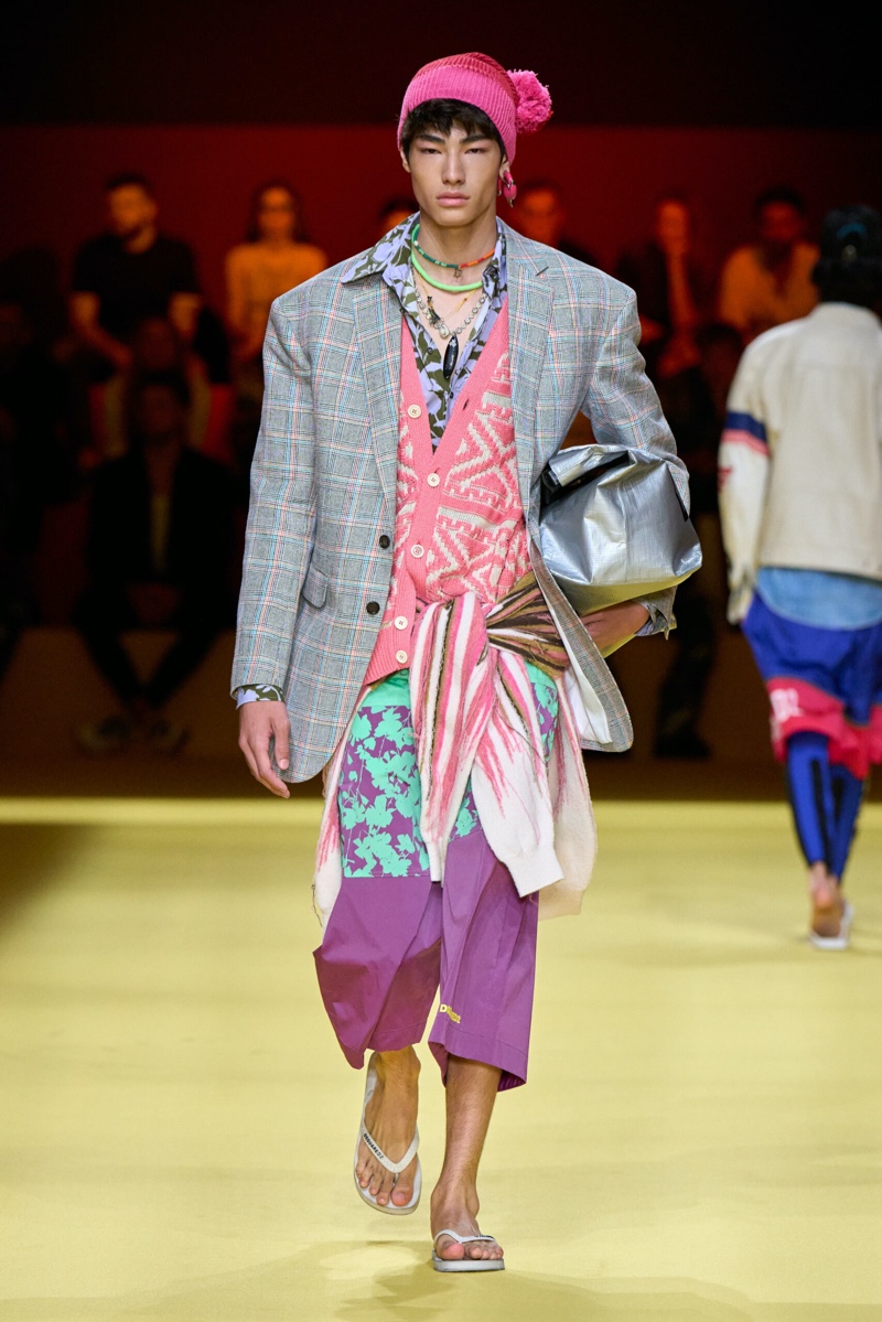 Dsquared2 Collection Men Spring Summer 2023 037