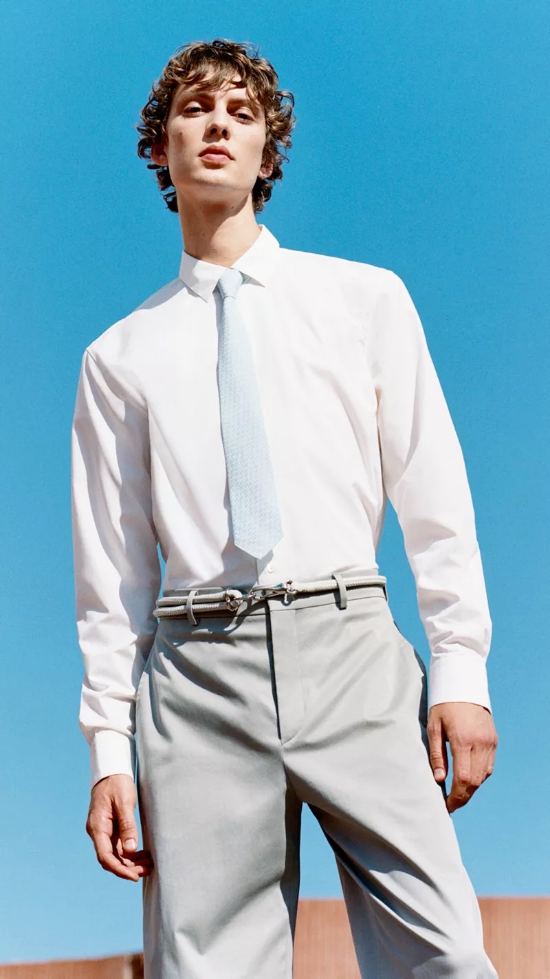 Leon Dame Model Hermès Silk Tie Men Spring 2022 » Leon & Babacar Hit a Soft Style Note in Hermès Silk Leon Dame Model Hermès Silk Tie Men Spring 2022