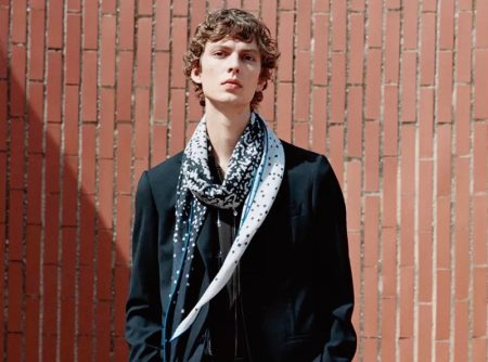 Hermès Silk Scarf Men Spring 2022 Leon Dame Model