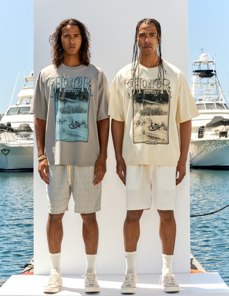 Matthew Kavanagh photographs Daouda and Sadjo Ka for Honor The Gift's summer 2022 lookbook. » Honor The Gift Delivers Sunny Cali Style with 'The Coast' Collection Matthew Kavanagh photographs Daouda and Sadjo Ka for Honor The Gift's summer 2022 lookbook.