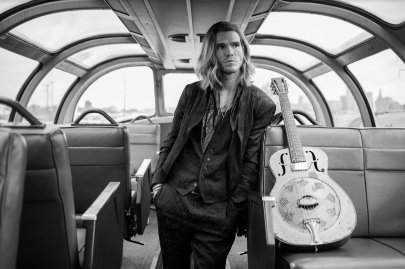 Jökull Júlíusson John Varvatos Campaign Pre-fall 2022 Train Interior