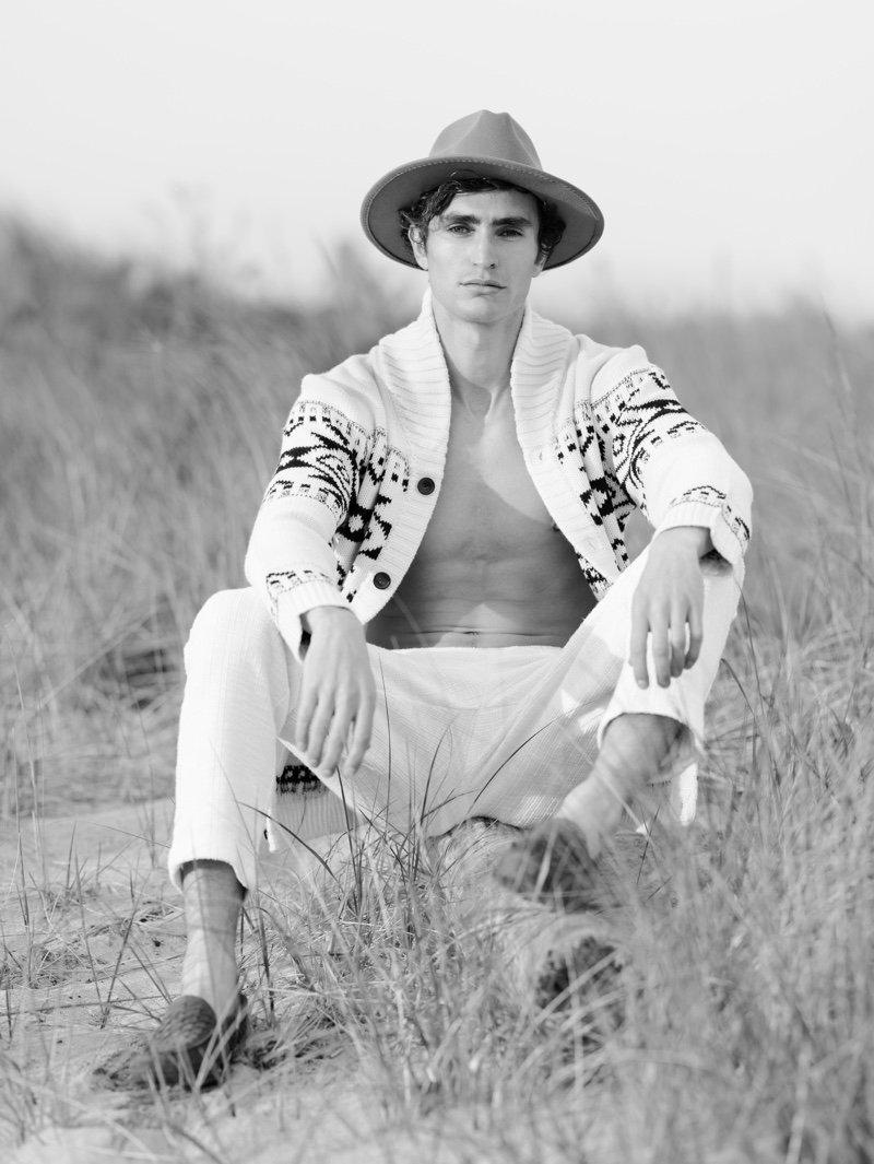 Luke wears sweater Pendleton, pants Tom Ford, shoes River Island, and hat Borsalino. » Luke Farnworth Enjoys a 'Seaside Escape' Luke wears sweater Pendleton, pants Tom Ford, shoes River Island, and hat Borsalino.