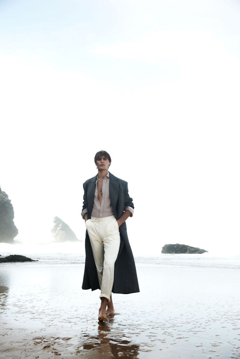» Parker van Noord Embraces the 'Cool of the Wild' for HTSI Magazine Parker van Noord Model 2022 HTSI Editorial 002
