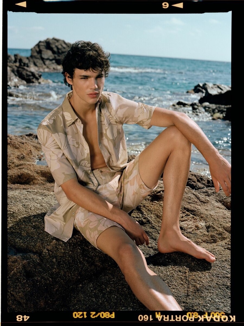 Tems Shines in Tommy Hilfiger's New Tommy Jeans Spring 2022