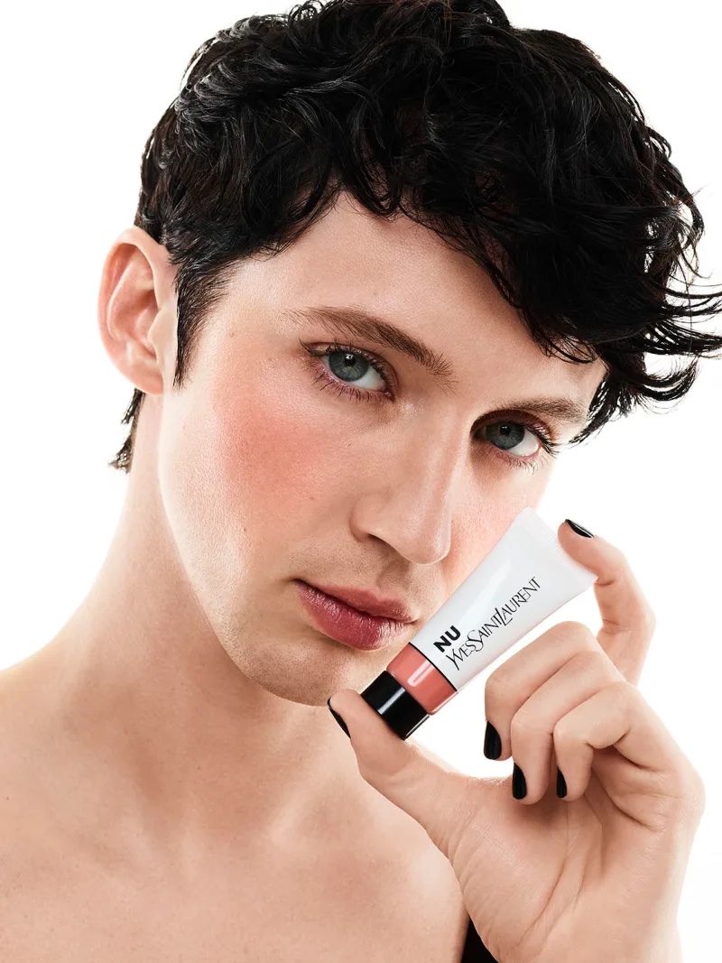 Troye Sivan YSL Beauty 2022 Nu Lip Cheek Balmy Tint