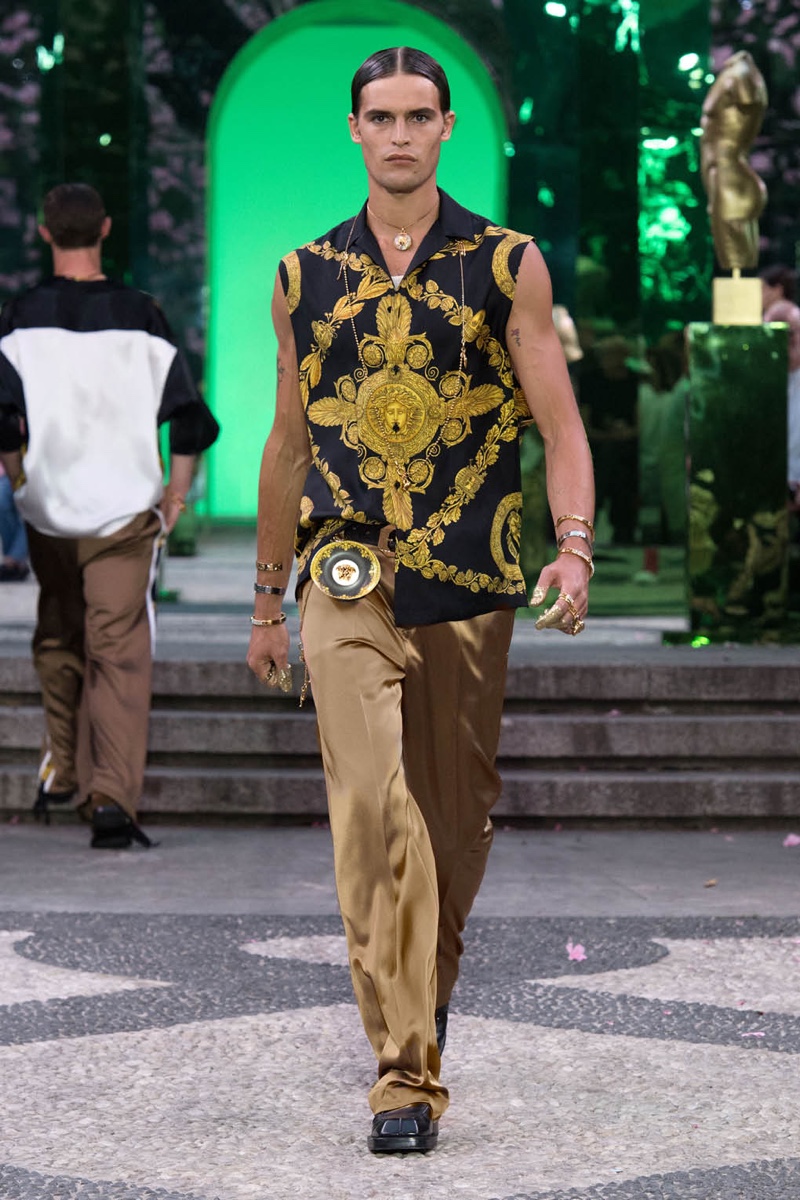 Versace's Man is a Master of His Own Statement