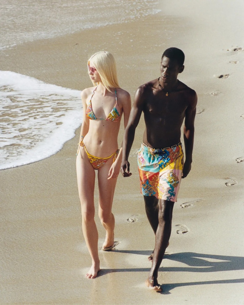 Versace Heats Up Summer Campaign with La Vacanza Collection