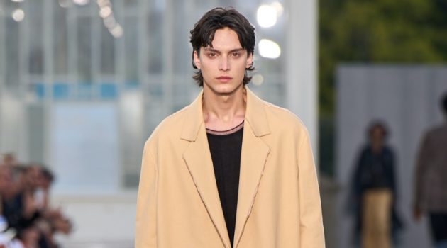 Zegna Moves Tailoring Forward for Summer '23 Zegna Moves Tailoring Forward for Summer '23