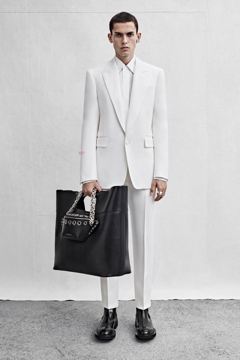 Alexander McQueen Collection Men Spring Summer 2023 Lookbook 004