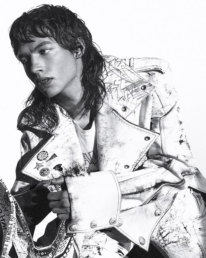 Reilly Patton Model Balmain Campaign Pre-fall 2022 White Leather Biker Jacket » Reilly Patton Embraces Graphic Style in Balmain Pre-fall '22 Collection Reilly Patton Model Balmain Campaign Pre-fall 2022 White Leather Biker Jacket