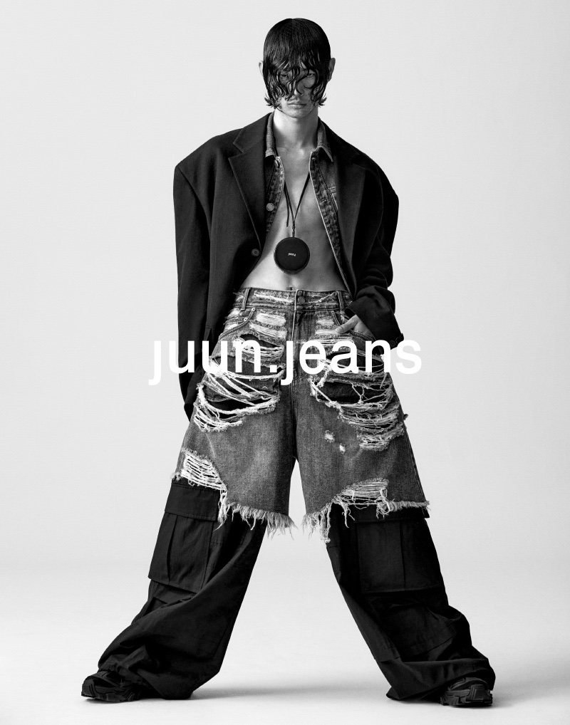 Taemin Park Model JUUN.J Spring 2023 Collection Men Modern Denim